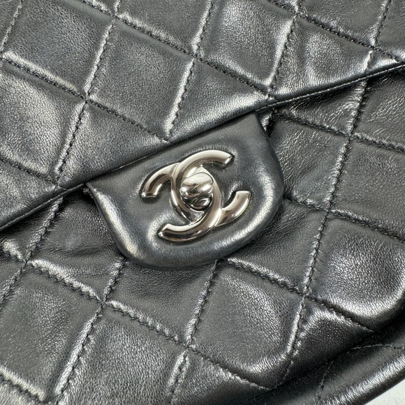 Chanel Hula Flap Bag Black Lambskin Hoop CC SHW Small Wind Power Silver Quilted - Picture 6 of 15